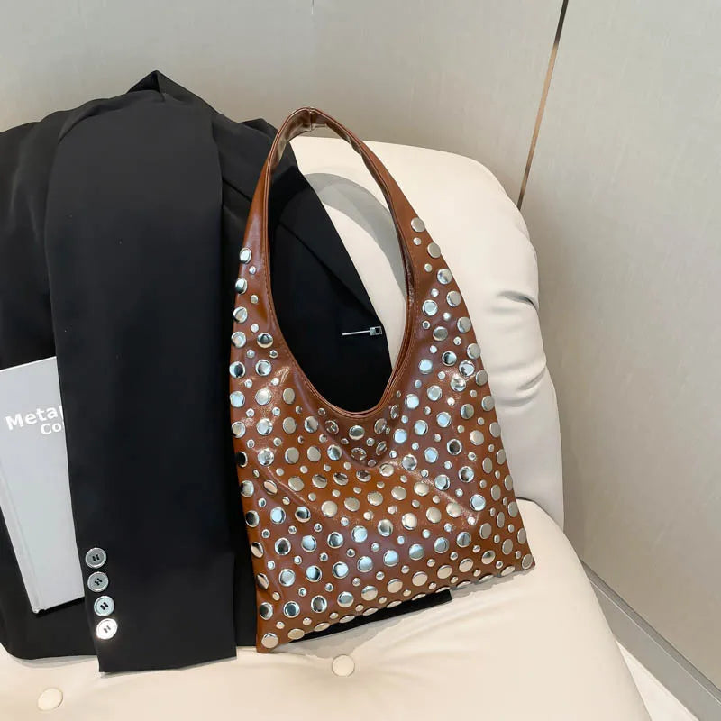 New Summer Rivet Shoulder Bag2025 Brand Fashion High-end Quality Leather Versatile Cool Solid Color Commuter Bucket Underarm Bag