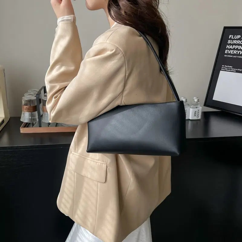 Miyagawa Niche 2025 Retro Fashion Underarm New Single Shoulder Handheld Simple Crossbody Bag